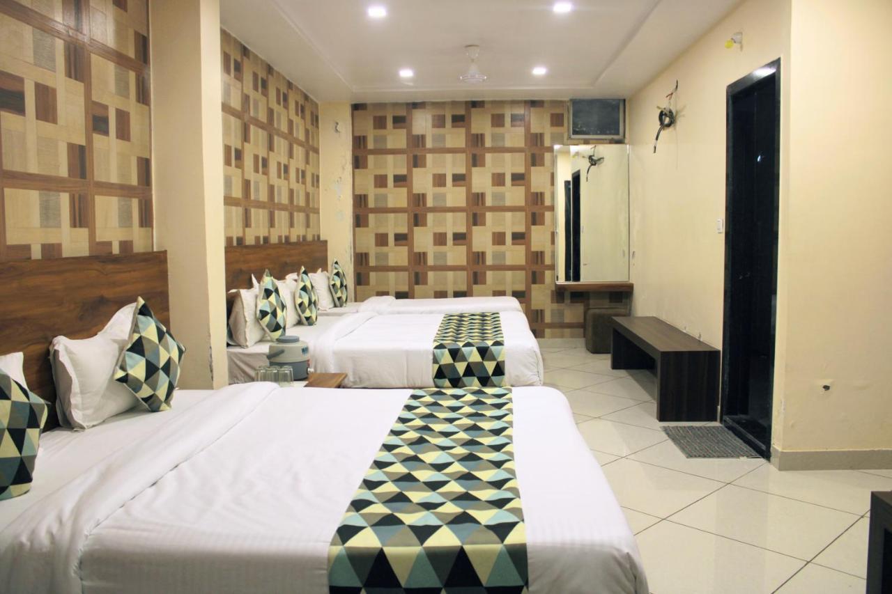 Maruti Group Of Hotels - Shri Naman Nāthdwāra 외부 사진