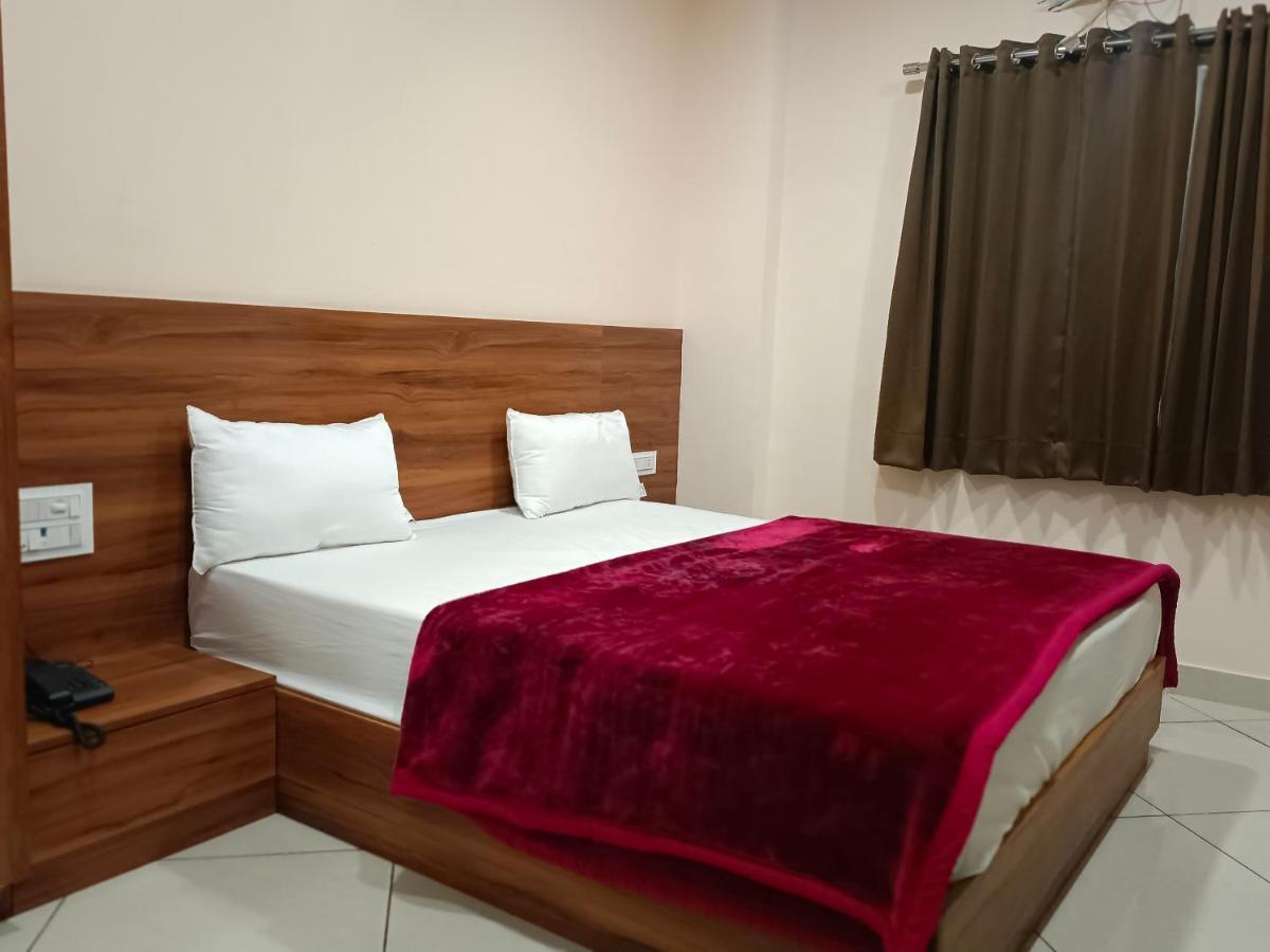 Maruti Group Of Hotels - Shri Naman Nāthdwāra 외부 사진